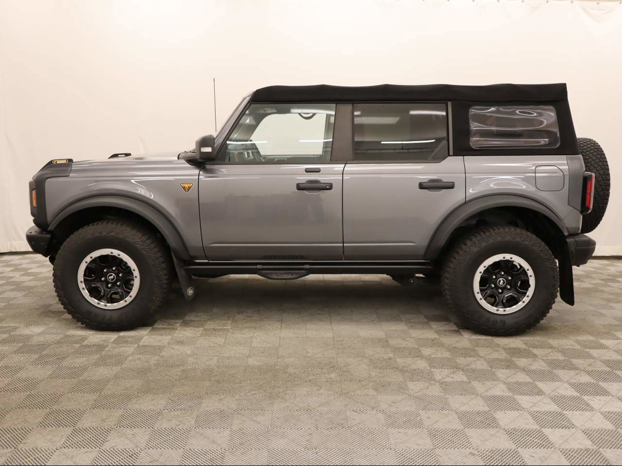 Certified 2021 Ford Bronco Badlands image 2