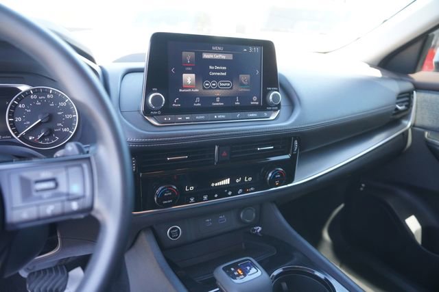 Used 2022 Nissan Rogue SV FWD image 26