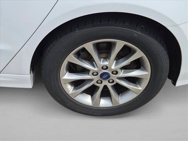 Certified 2017 Ford Fusion SE FWD image 11