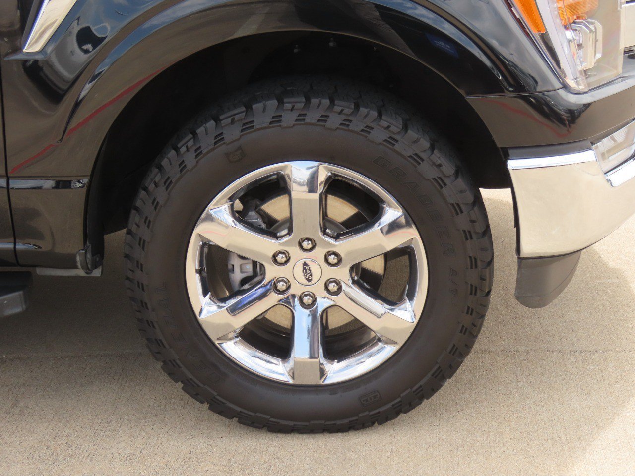 Certified 2021 Ford F150 Lariat AWD/4WD image 9