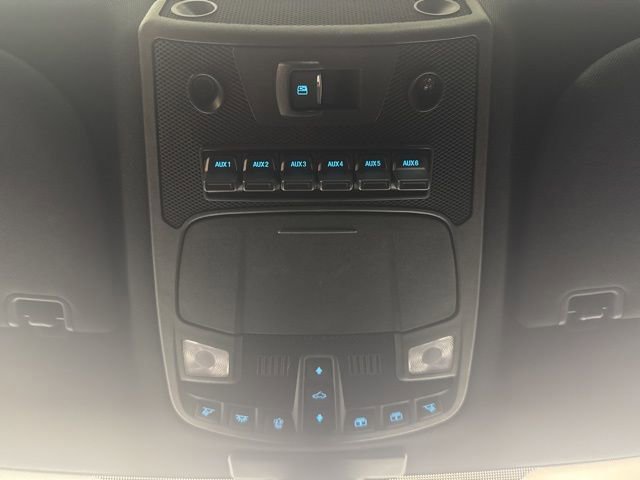 Certified 2019 Ford F350 Platinum w/ Platinum Ultimate Package AWD/4WD image 15