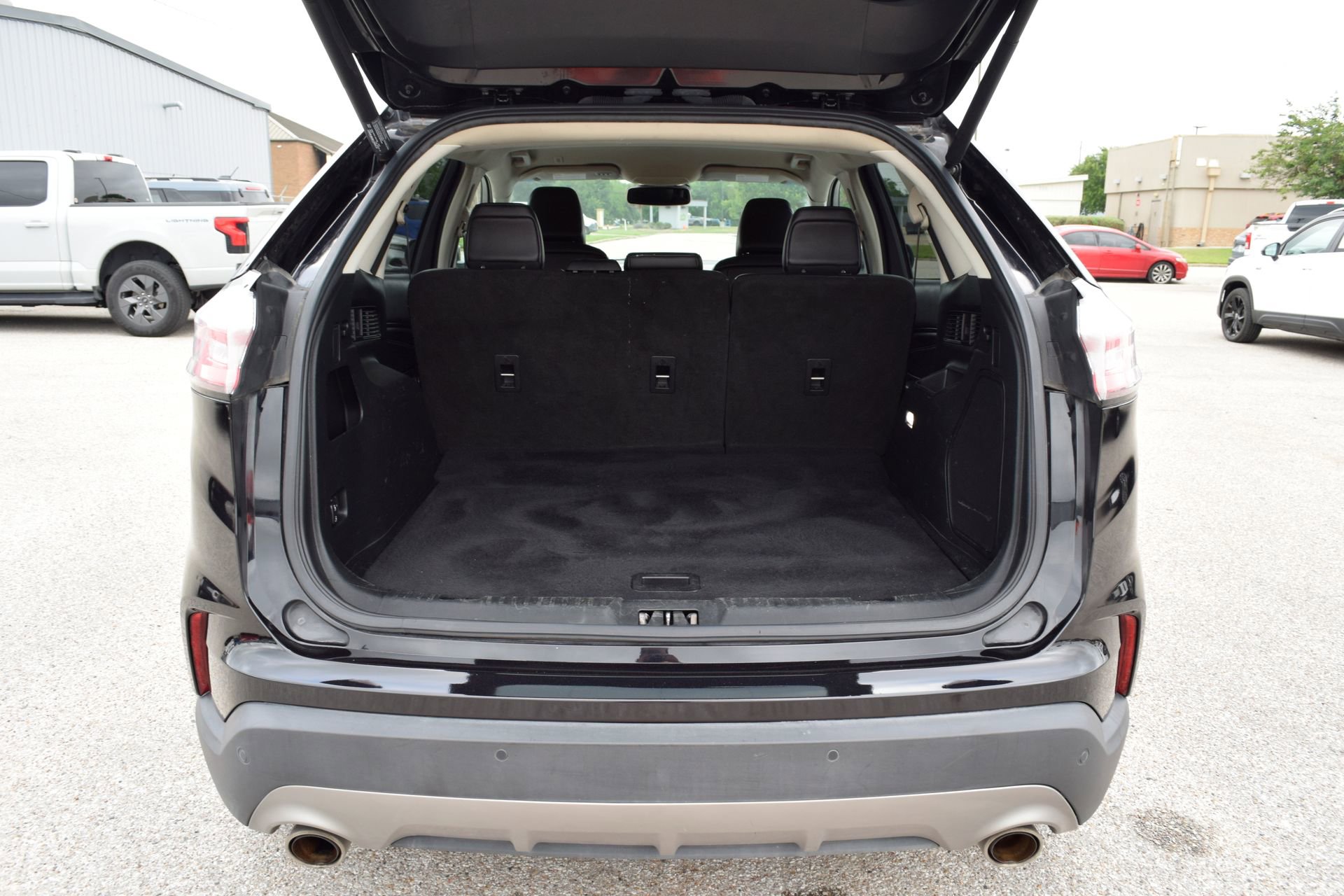 Certified 2022 Ford Edge Titanium w/ Equipment Group 301A AWD/4WD image 21