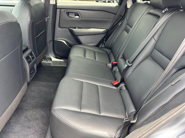 Used 2026 Nissan Rogue SL AWD/4WD image 16