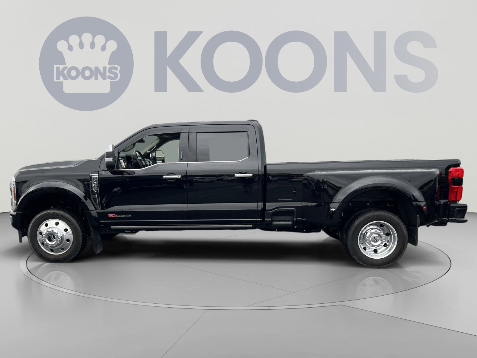 Certified 2026 Ford F450 Platinum w/ Platinum Plus Package AWD/4WD image 2