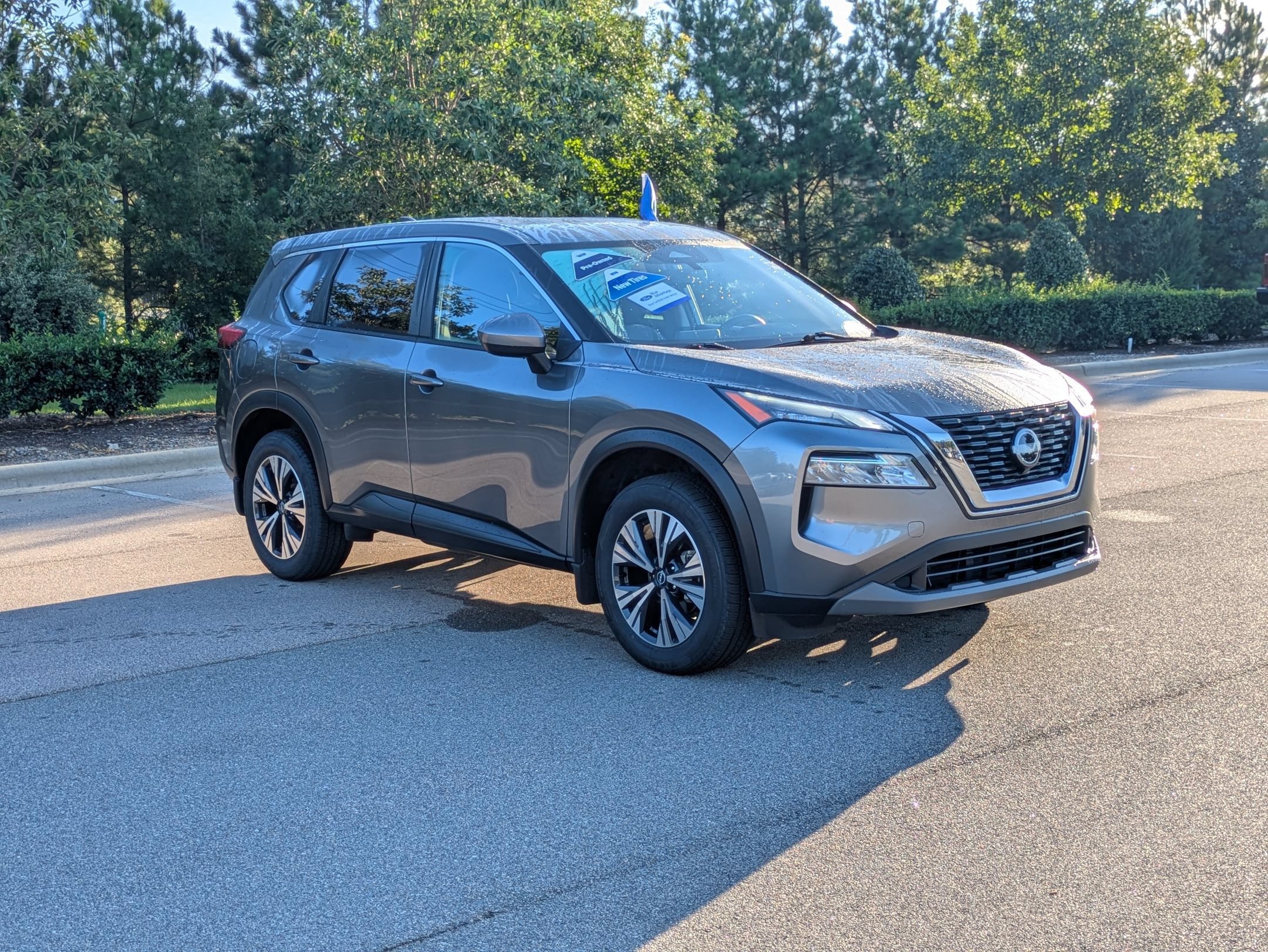 Used 2023 Nissan Rogue SV