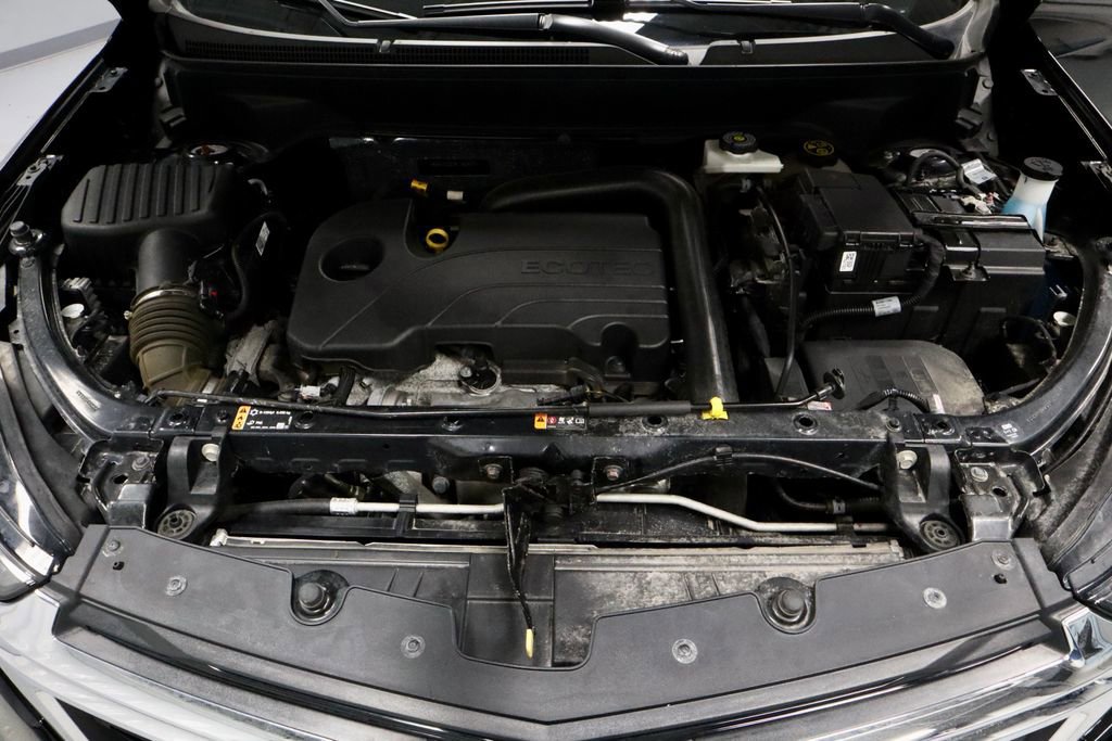 Used 2024 Chevrolet Equinox LT w/ LPO, Floor Liner Package AWD/4WD image 16