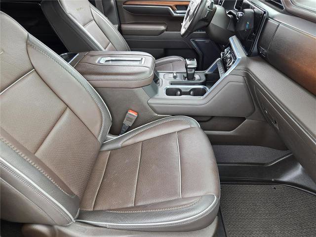 Used 2022 GMC Sierra 1500 Denali w/ Denali Reserve Package RWD image 13