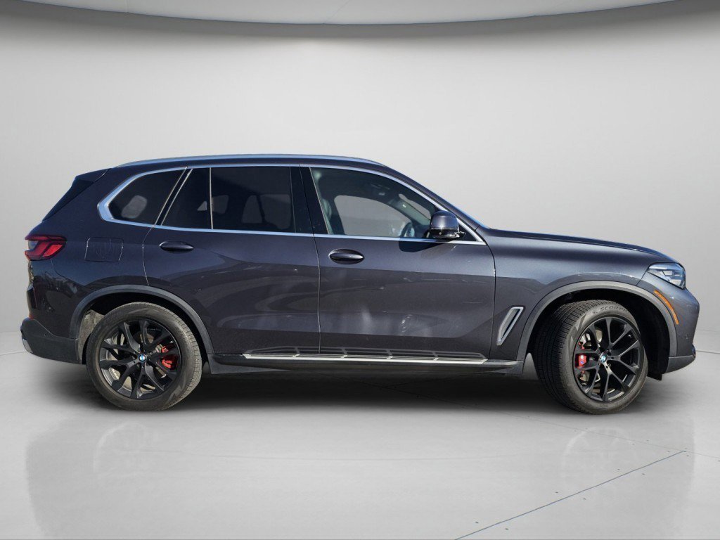 Used 2019 BMW X5 xDrive40i w/ Premium Package image 3