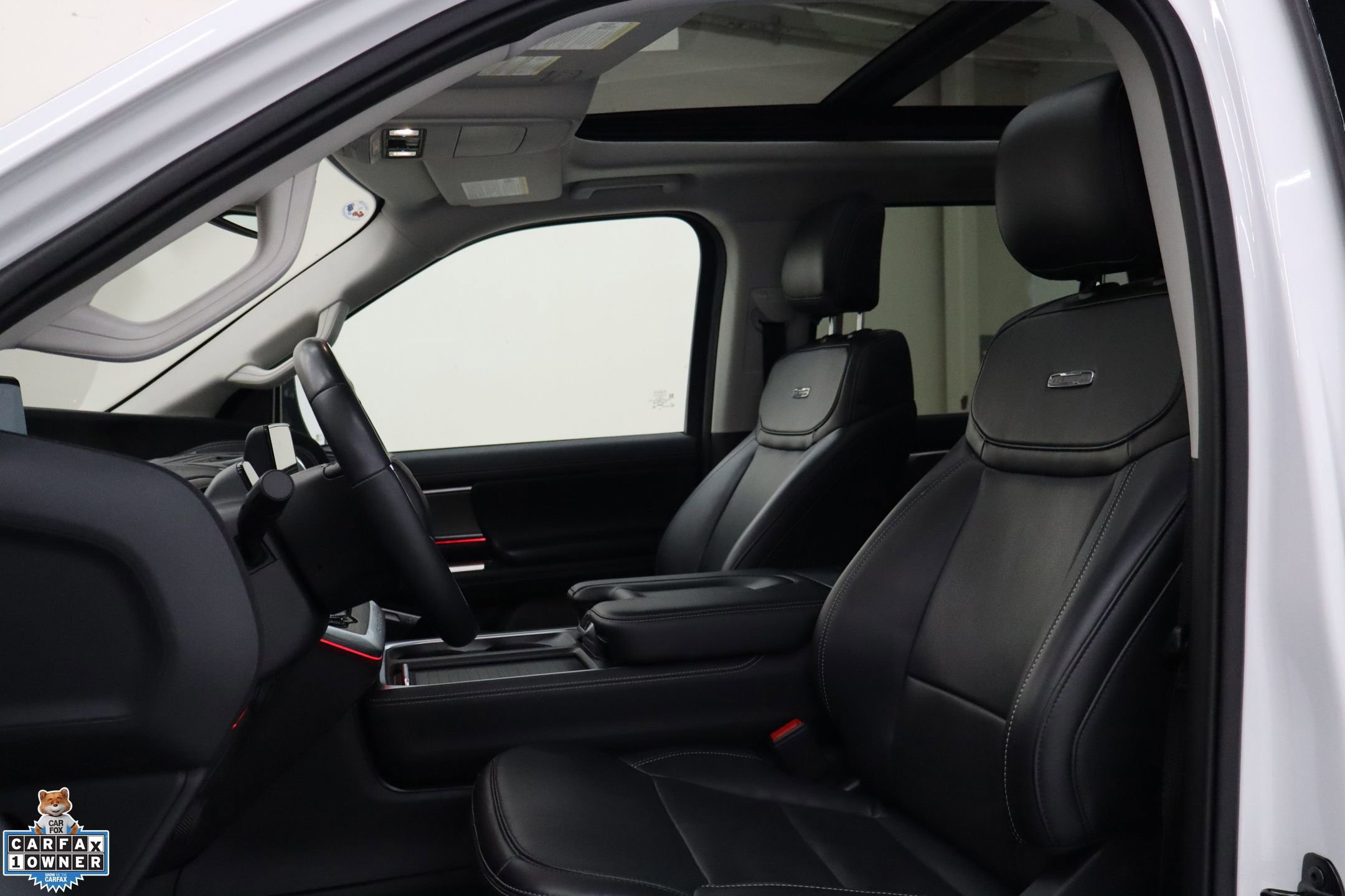 Certified 2025 Ford Expedition Max Platinum image 11