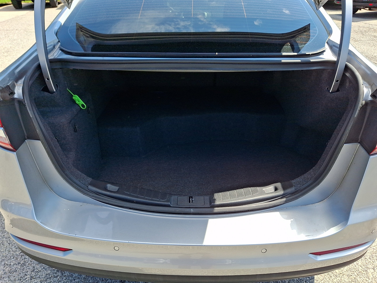 Certified 2020 Ford Fusion SE FWD image 31
