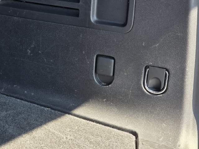 Used 2024 Chevrolet Traverse LS FWD image 32