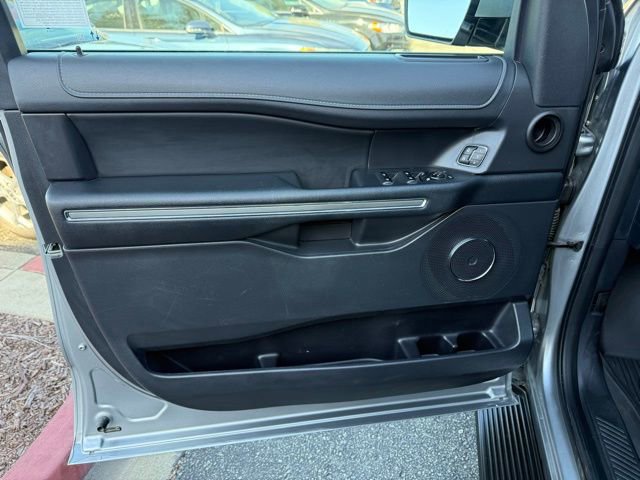 Certified 2024 Ford Expedition Max XLT image 15