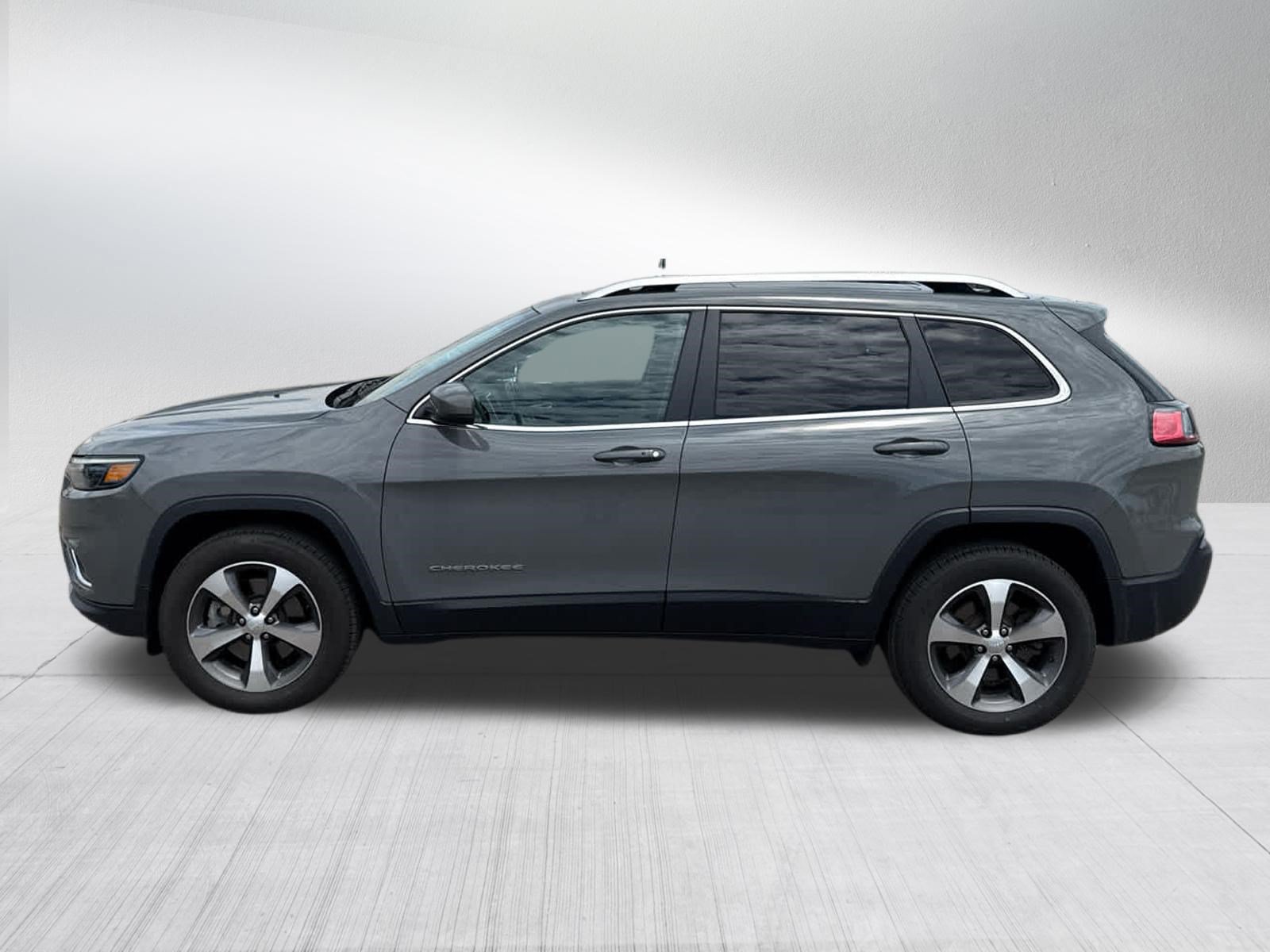 Used 2020 Jeep Cherokee Limited AWD/4WD image 4
