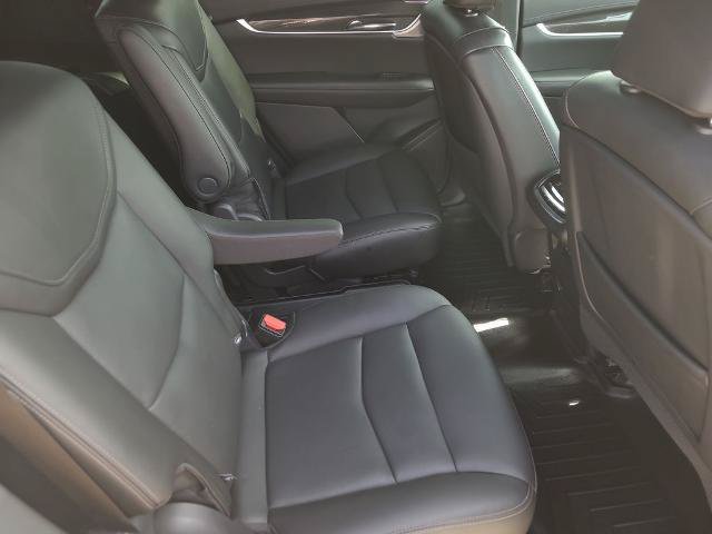 Used 2021 Cadillac XT6 Sport w/ LPO, ONYX Package AWD/4WD image 13