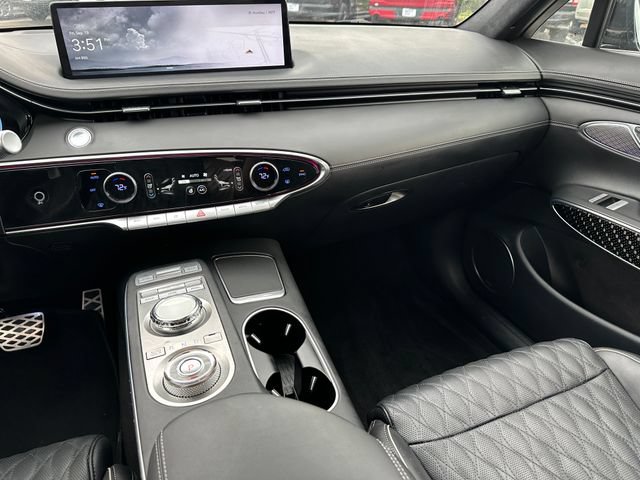 Used 2023 Genesis GV70 3.5T Sport w/ Sport Prestige Package AWD/4WD image 19