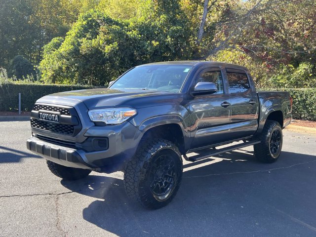 Used 2020 Toyota Tacoma SR AWD/4WD image 2
