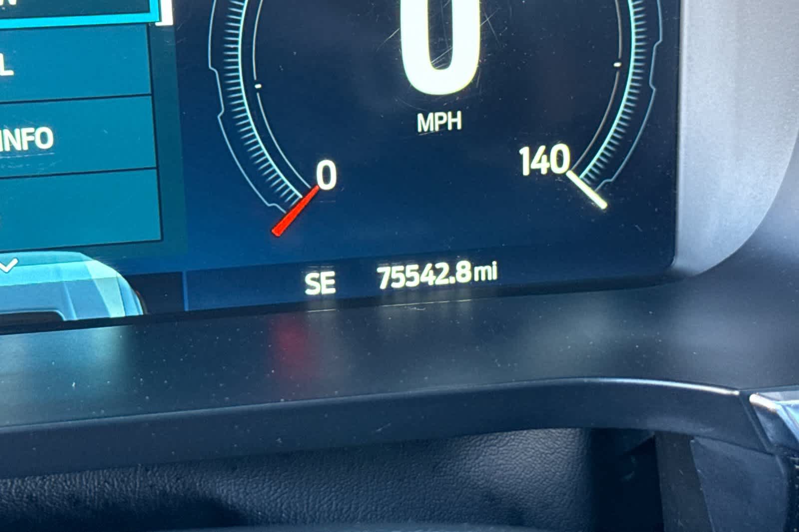 Certified 2022 Ford F150 Raptor w/ Raptor 37 Performance Package AWD/4WD image 25