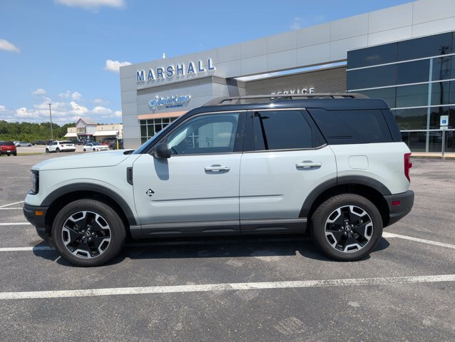 Certified 2023 Ford Bronco Sport Outer Banks AWD/4WD image 2