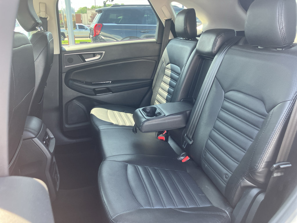 Certified 2018 Ford Edge SEL AWD/4WD image 29