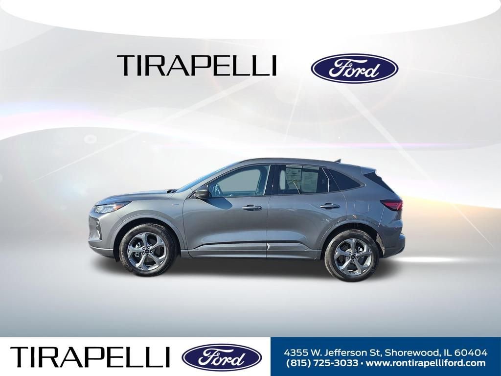 Certified 2023 Ford Escape ST-Line w/ Tech Pack #1 AWD/4WD image 4