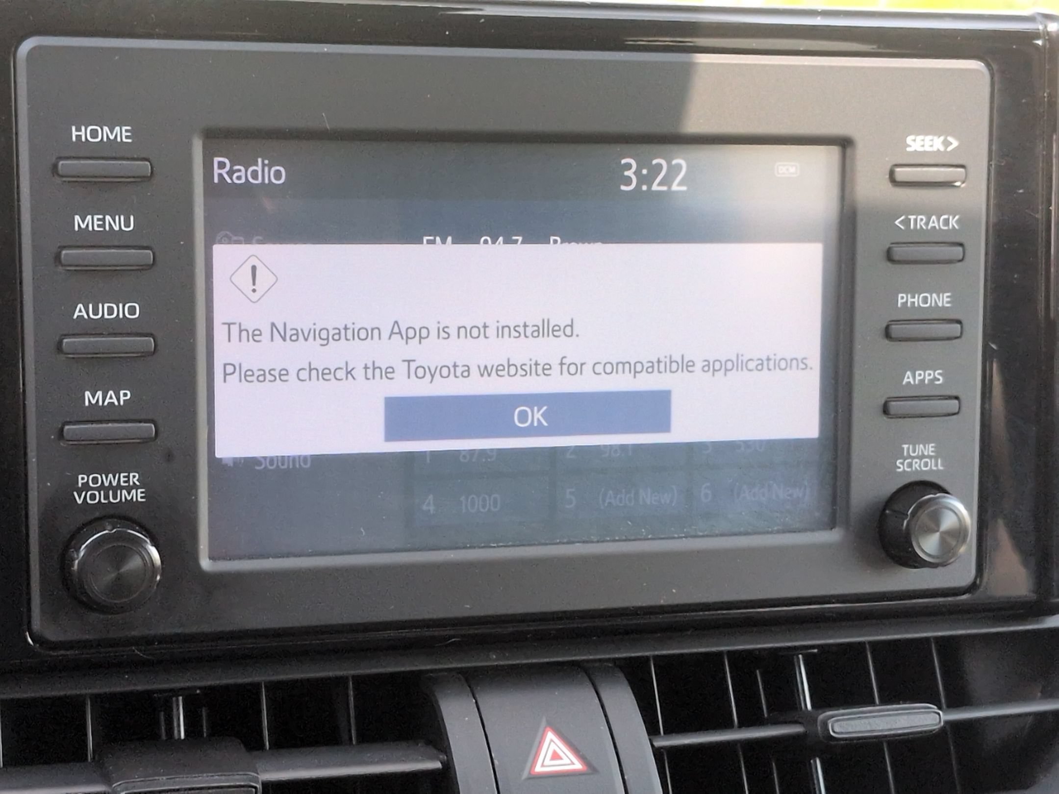 Used 2019 Toyota RAV4 XLE FWD image 25