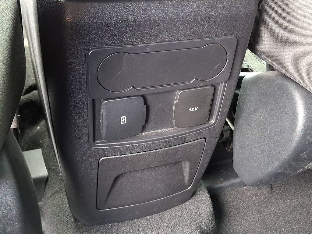 Certified 2024 Ford Explorer XLT AWD/4WD image 11