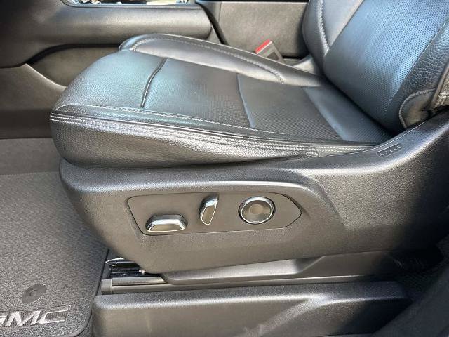 Used 2023 GMC Yukon XL Denali RWD image 20