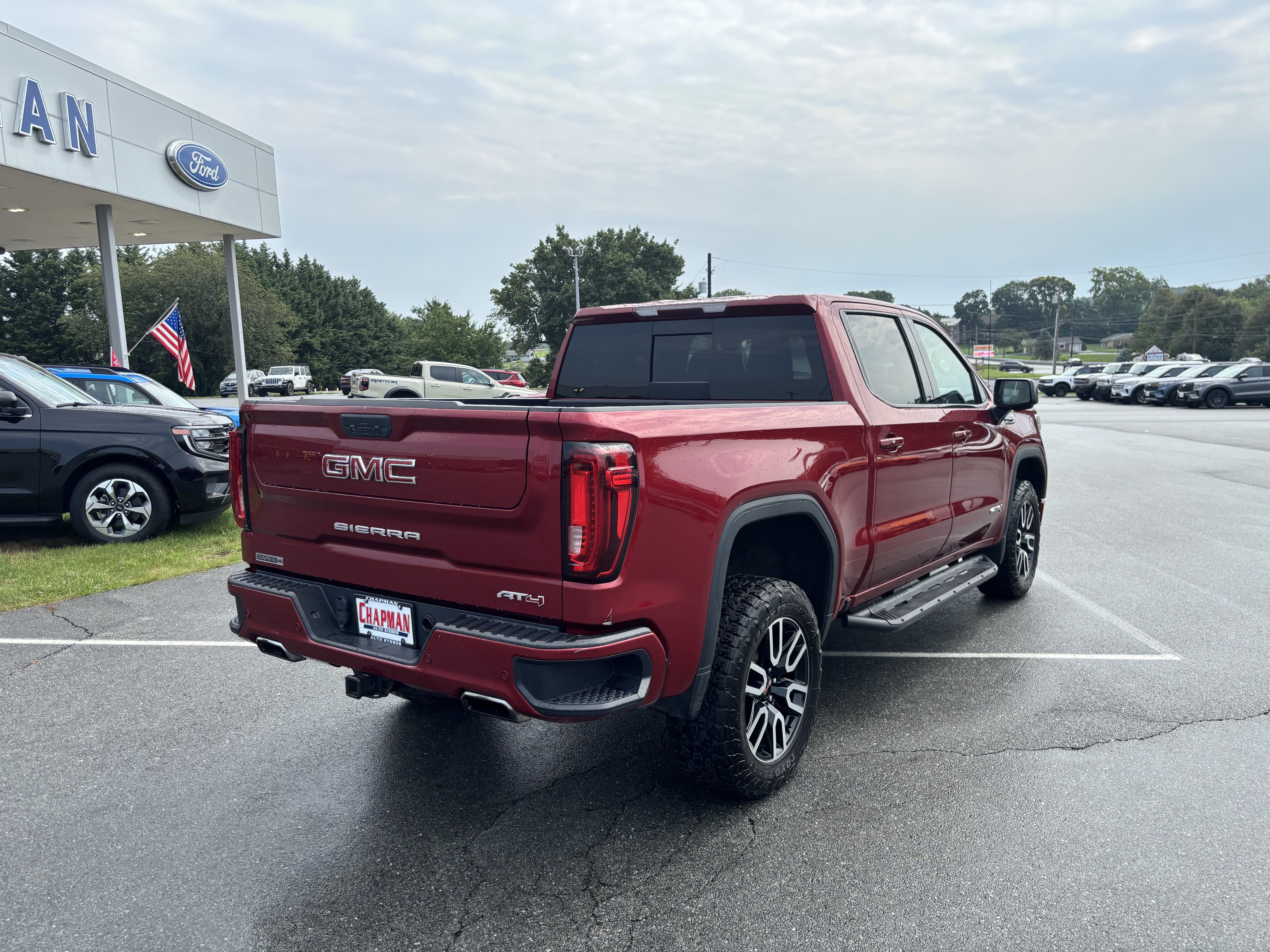 Used 2020 GMC Sierra 1500 AT4 w/ AT4 Premium Package AWD/4WD image 7