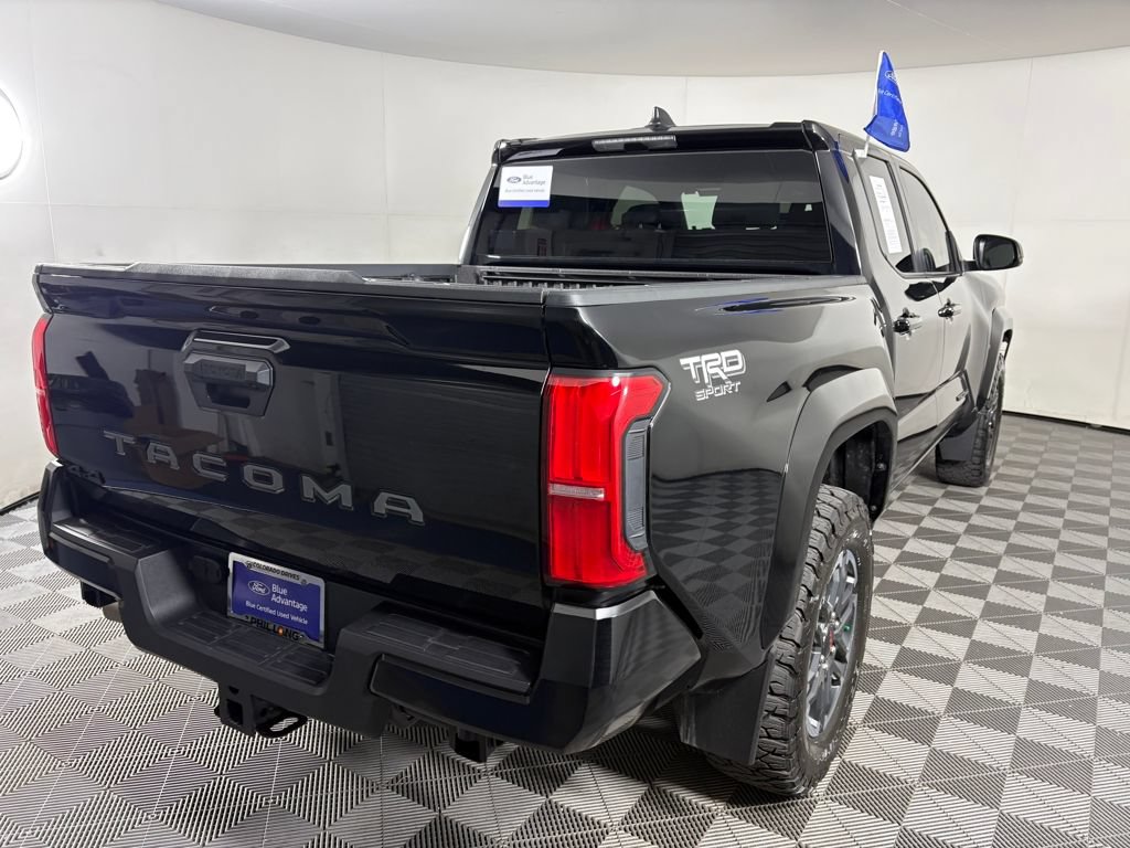 Used 2024 Toyota Tacoma TRD Sport AWD/4WD image 7