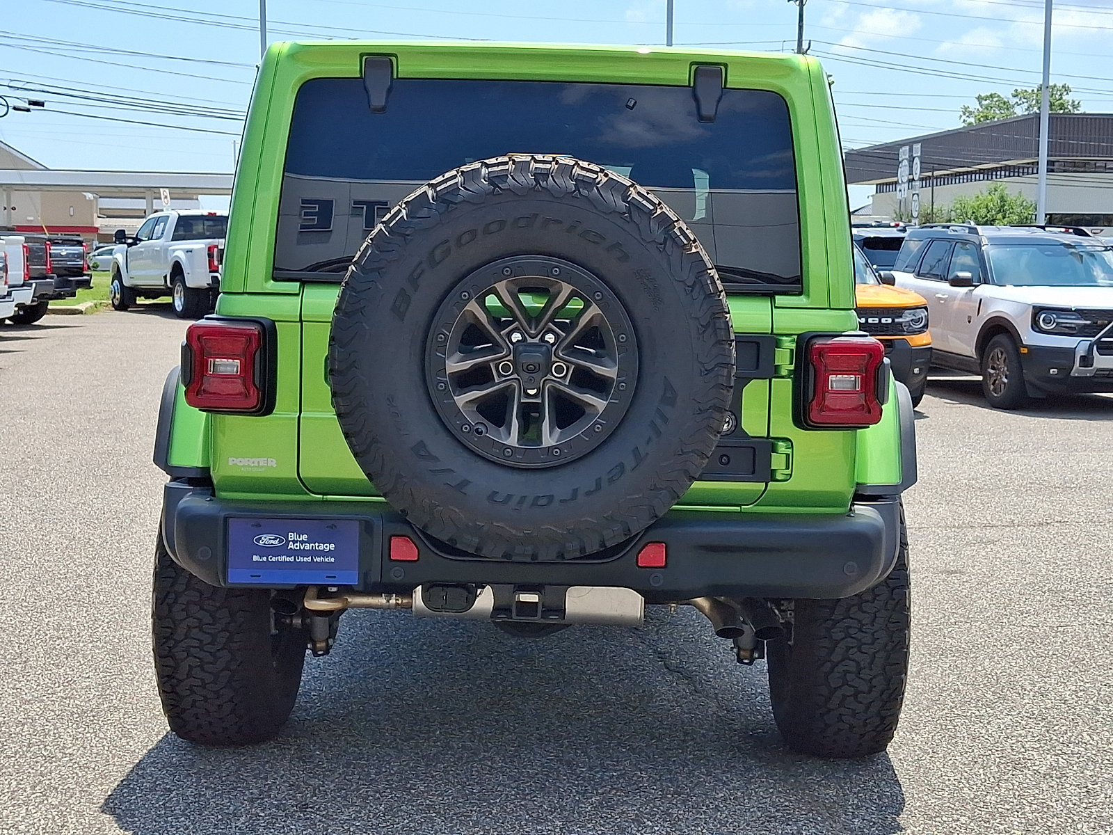 Used 2025 Jeep Wrangler Unlimited Rubicon 392 AWD/4WD image 9