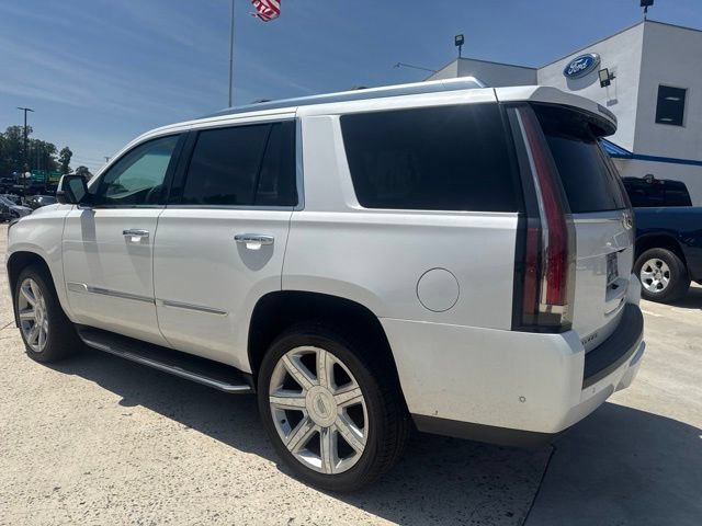 Used 2019 Cadillac Escalade Luxury AWD/4WD image 20