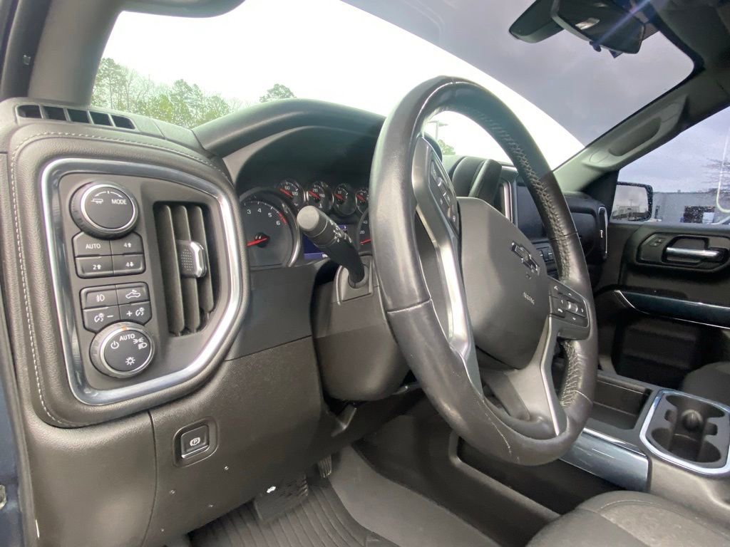 Used 2021 Chevrolet Silverado 1500 LT Trail Boss image 9