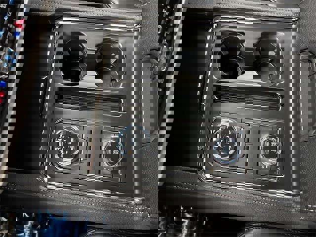 Certified 2024 Ford Expedition Max XLT image 12