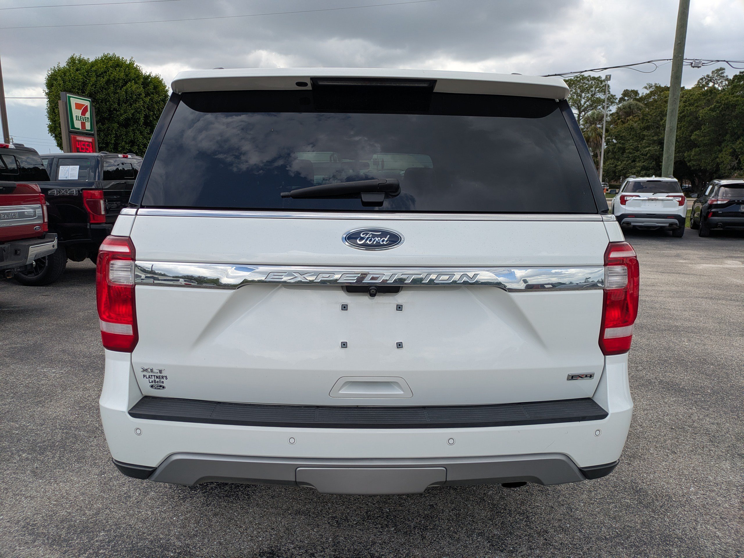 Certified 2021 Ford Expedition XLT AWD/4WD image 5