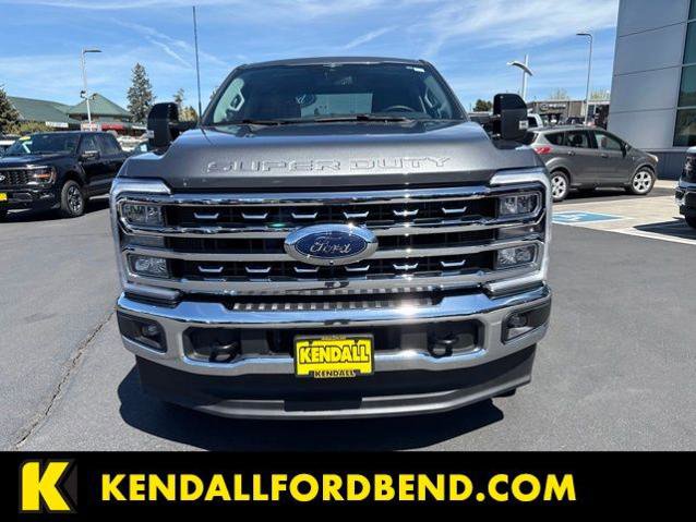 Certified 2025 Ford F350 Lariat w/ FX4 Off-Road Package AWD/4WD image 8