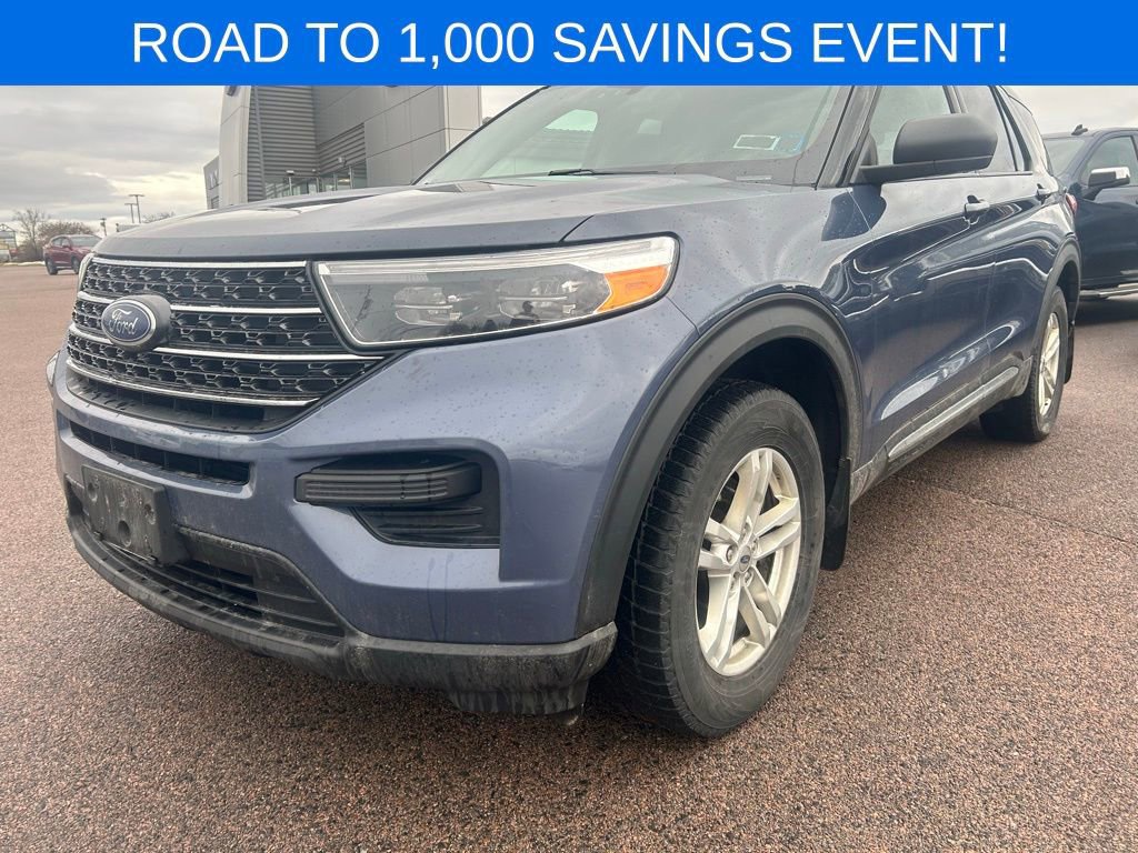 Certified 2021 Ford Explorer XLT w/ Class III Trailer Tow Package image 2