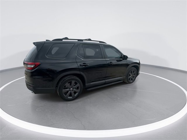 Used 2023 Honda Pilot Sport image 6
