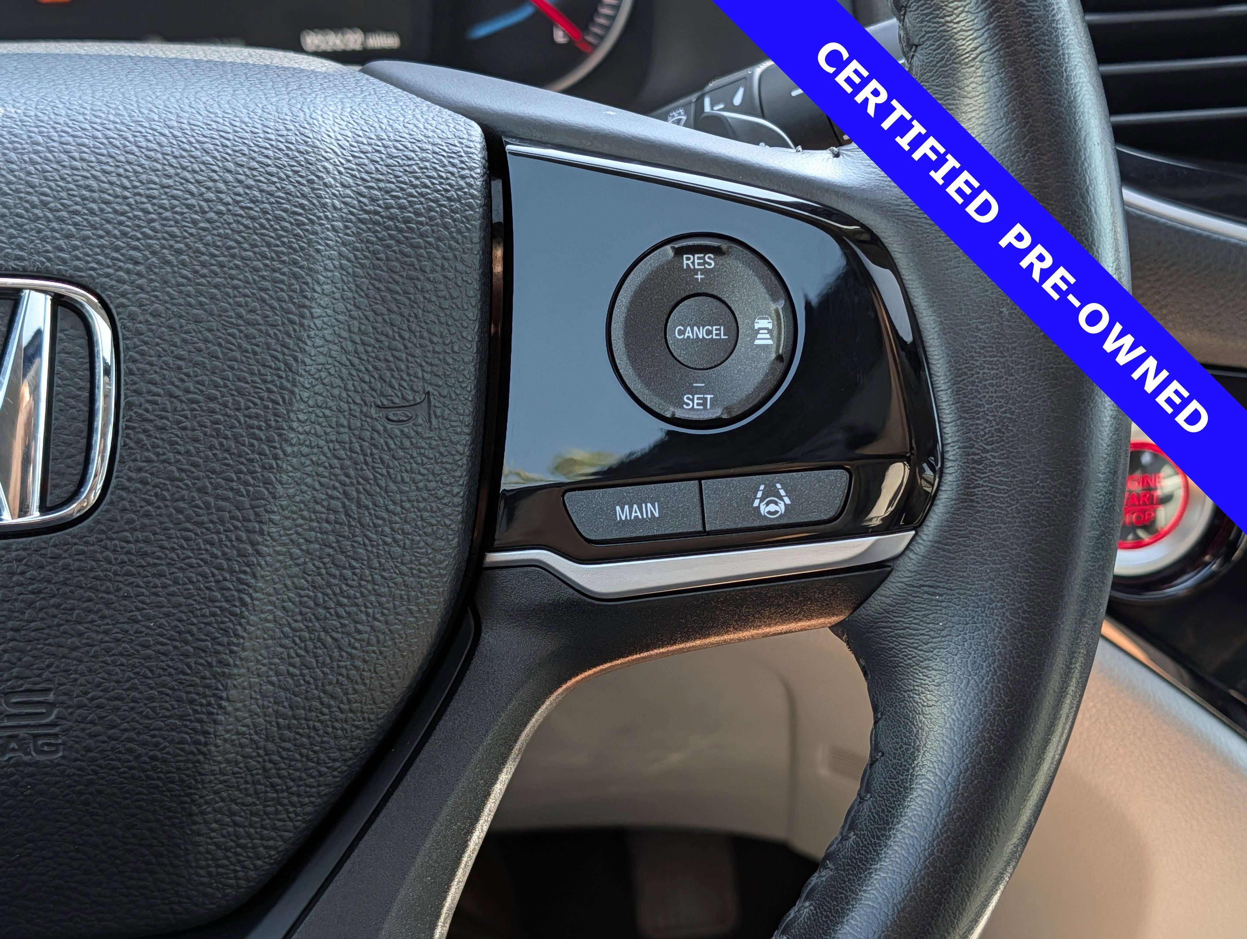 Used 2020 Honda Pilot Touring image 29