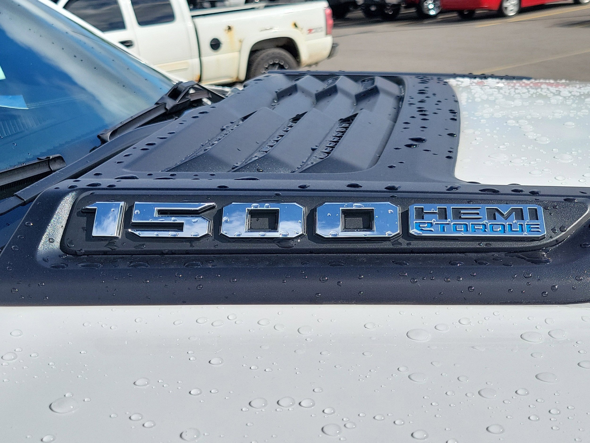 Used 2021 RAM 1500 Laramie w/ Sport Appearance Package AWD/4WD image 6