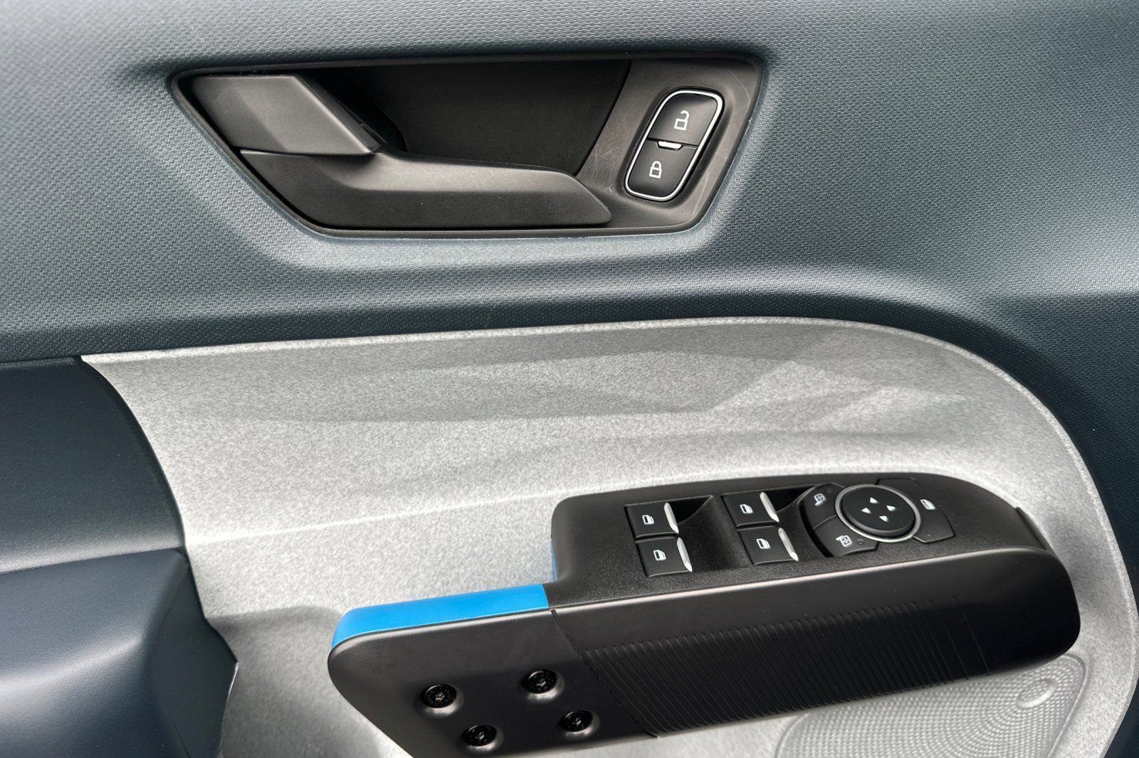 Certified 2025 Ford Maverick XLT FWD image 14