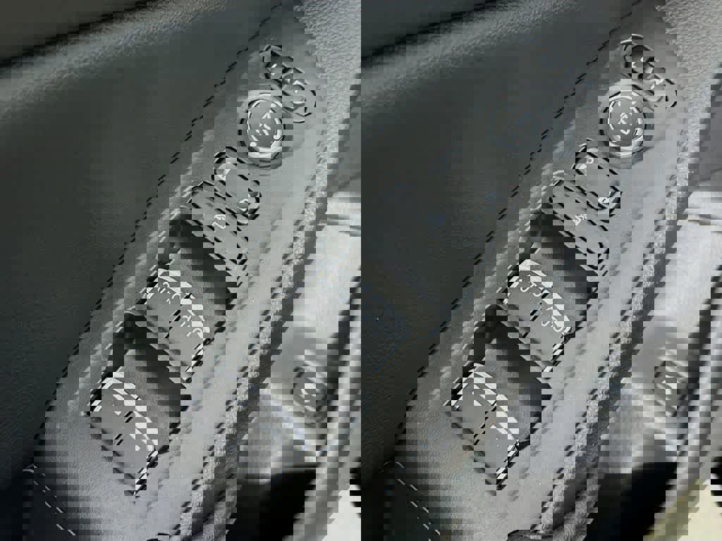 Used 2022 Honda Accord EX-L image 29