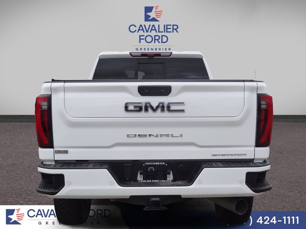 Used 2024 GMC Sierra 2500 Denali Ultimate w/ Max Trailering Package AWD/4WD image 3