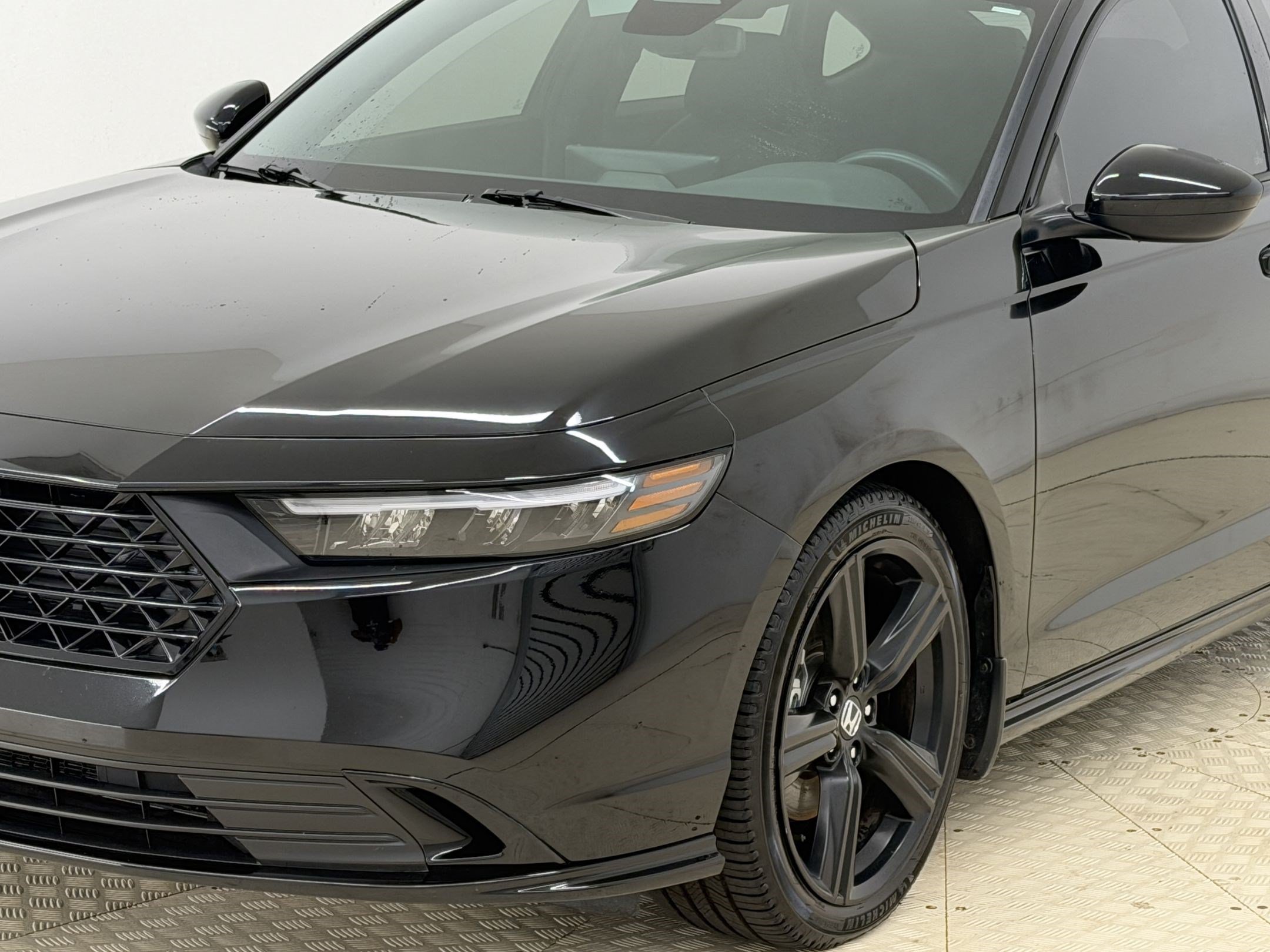 Used 2024 Honda Accord Sport image 25