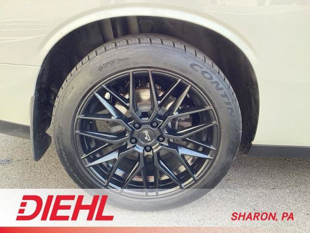 Used 2019 Dodge Challenger SXT w/ Plus Package AWD/4WD image 10