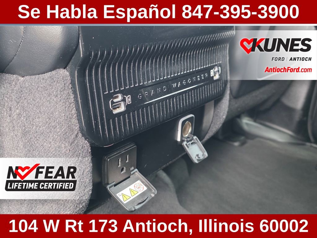 Used 2024 Jeep Grand Wagoneer L Series II w/ Quick Order Packagew 28T AWD/4WD image 43