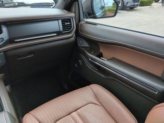 Certified 2022 Ford Expedition King Ranch RWD image 17