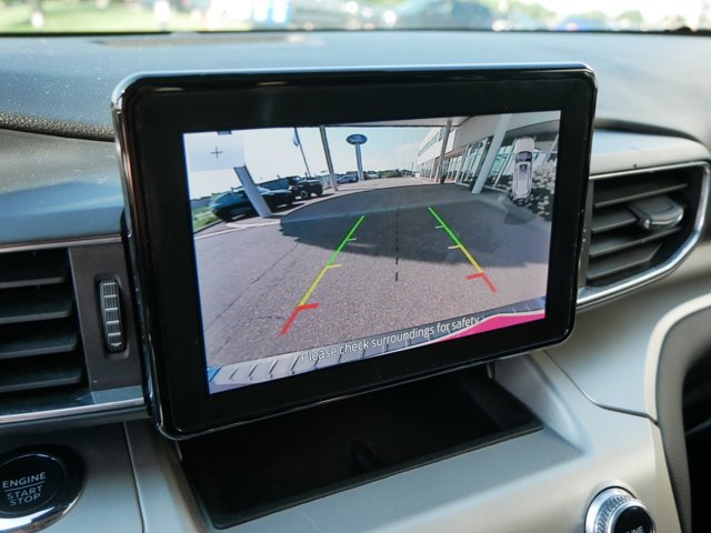 Certified 2022 Ford Explorer XLT w/ Equipment Group 202A image 30