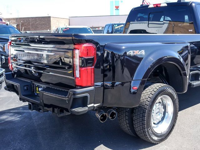 Certified 2025 Ford F450 Platinum AWD/4WD image 9