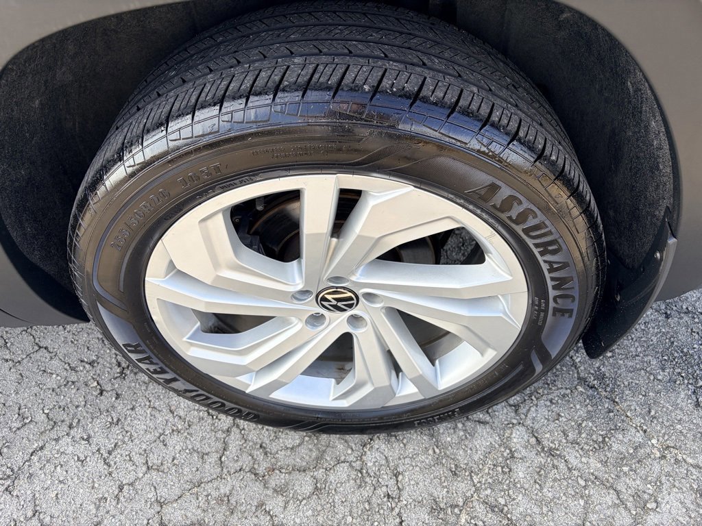 Used 2021 Volkswagen Atlas SE w/ Panoramic Sunroof Package image 37