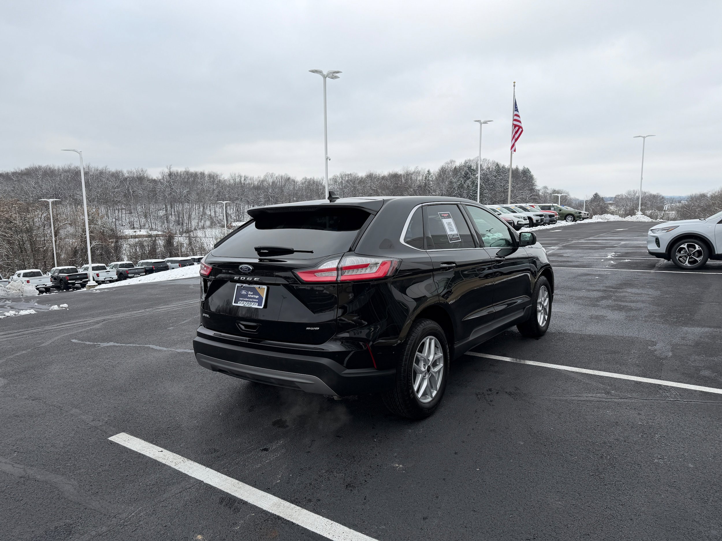 Certified 2024 Ford Edge SEL w/ Convenience Package AWD/4WD image 5